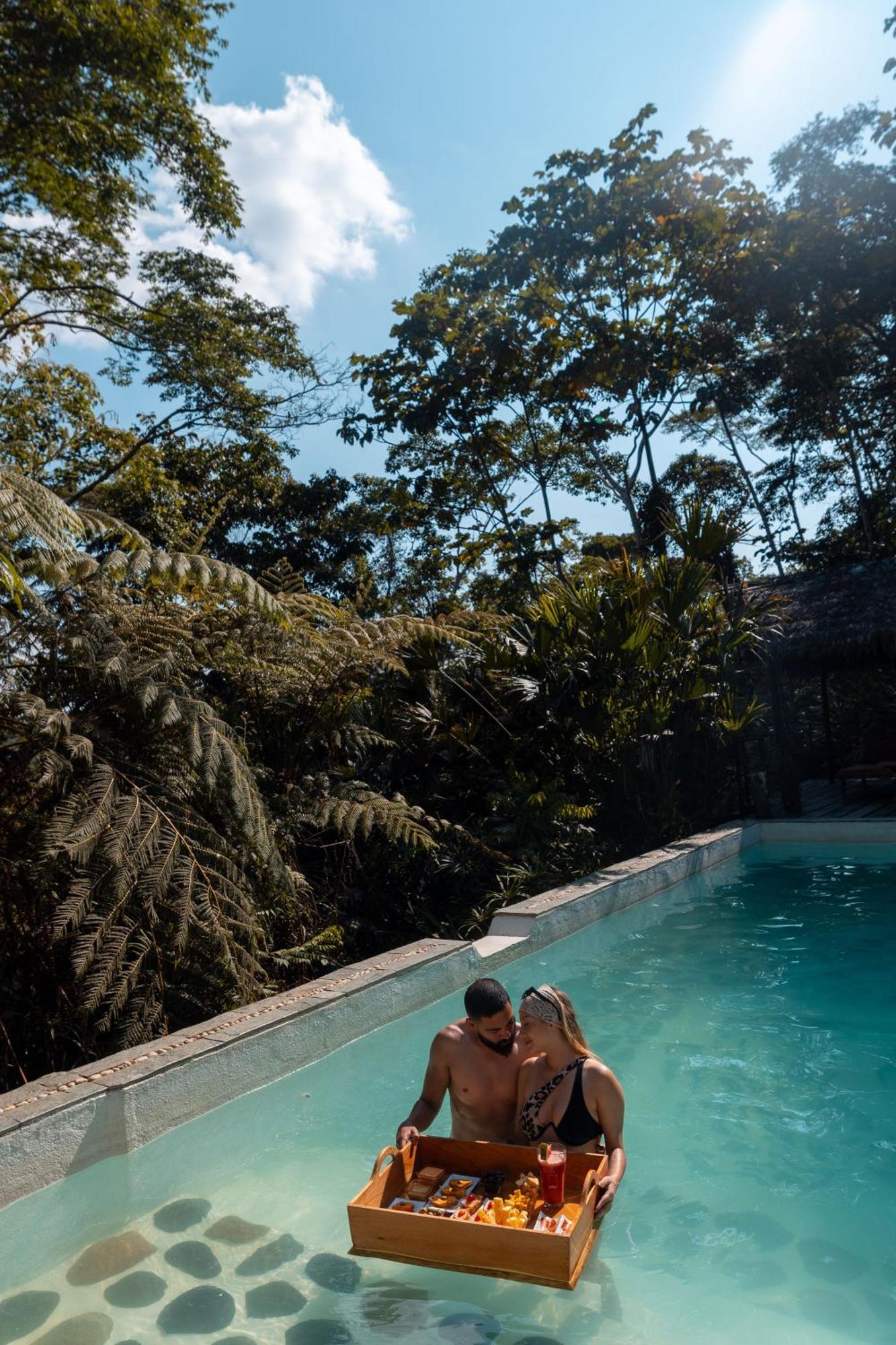 哈玛德里亚山林小屋 Puerto Misahuallí 外观 照片