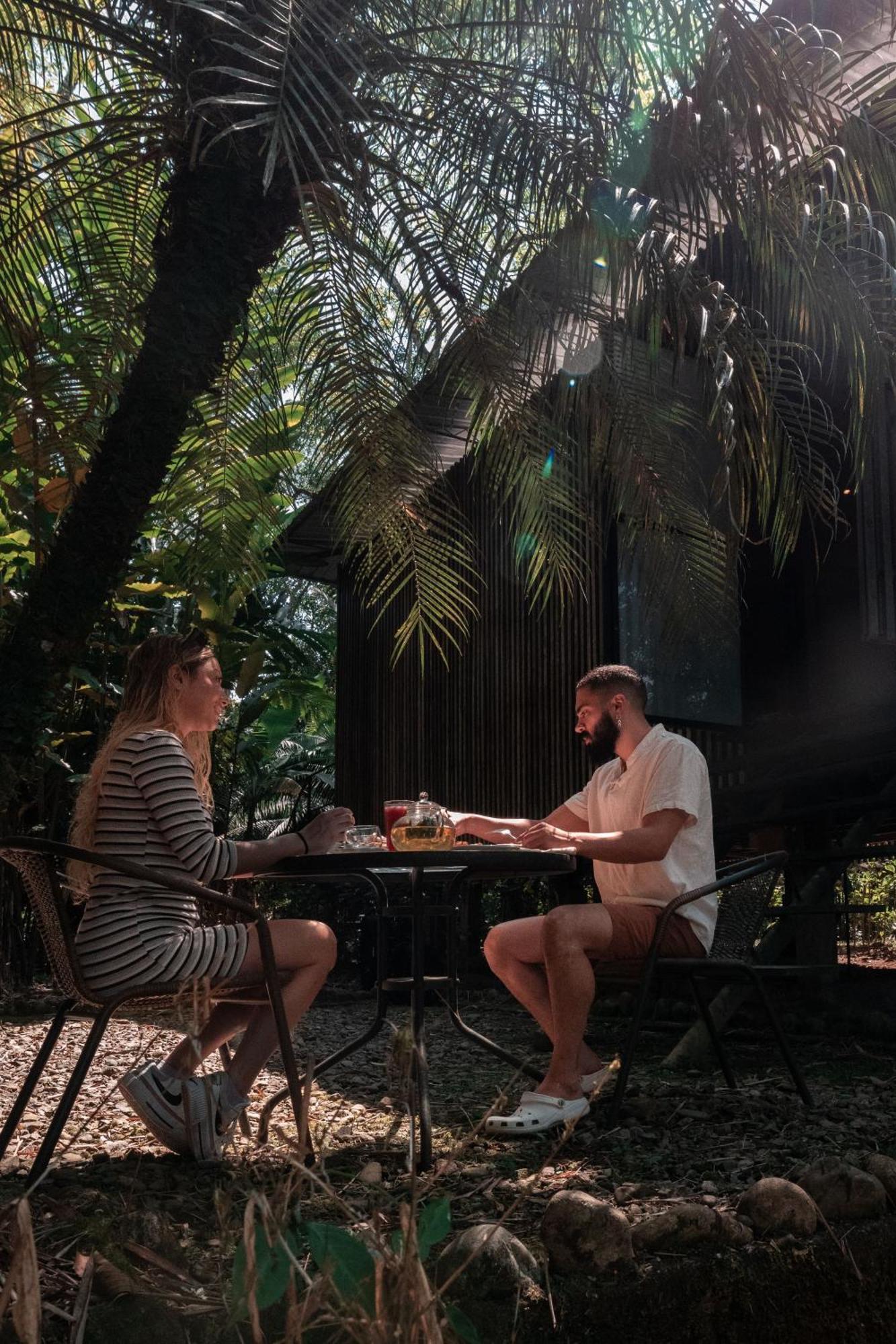 哈玛德里亚山林小屋 Puerto Misahuallí 外观 照片
