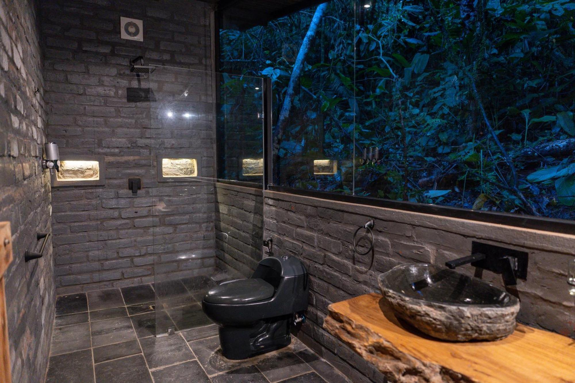 哈玛德里亚山林小屋 Puerto Misahuallí 外观 照片